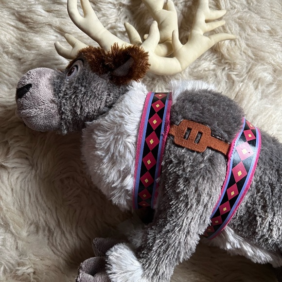 Disney Store Frozen Sven Large Reindeer 16inch - Picture 4 of 9